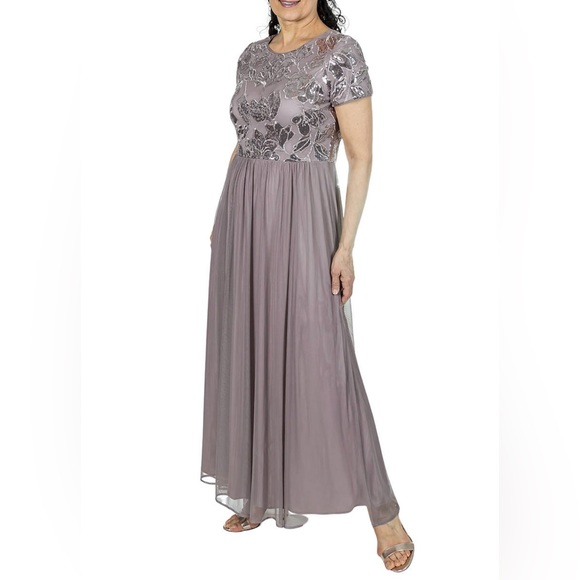 R & M Richards S/Sleeve Embellished Top Long Evening Gown/Dress Size 10 MOCHA - Picture 1 of 4